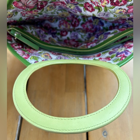 Ann Taylor Loft Bright Green and Woven Tan Purse with Floral Lining and Pockets - Picture 3 of 5